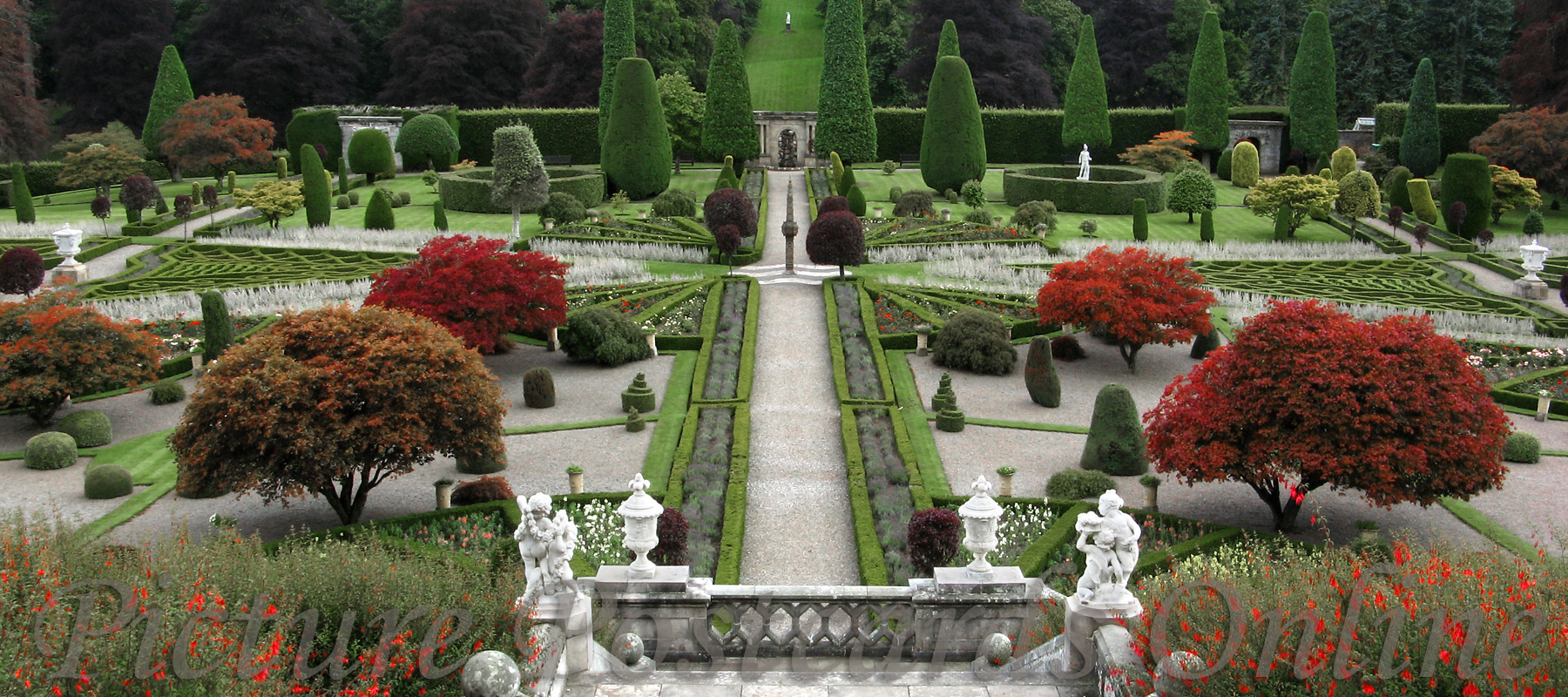 Drummond Castle Gardens